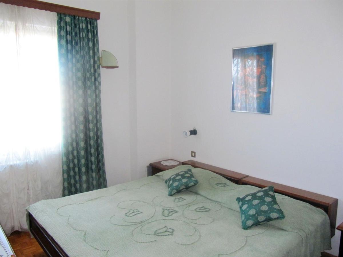 Apartments Dea โปเรช ภายนอก รูปภาพ