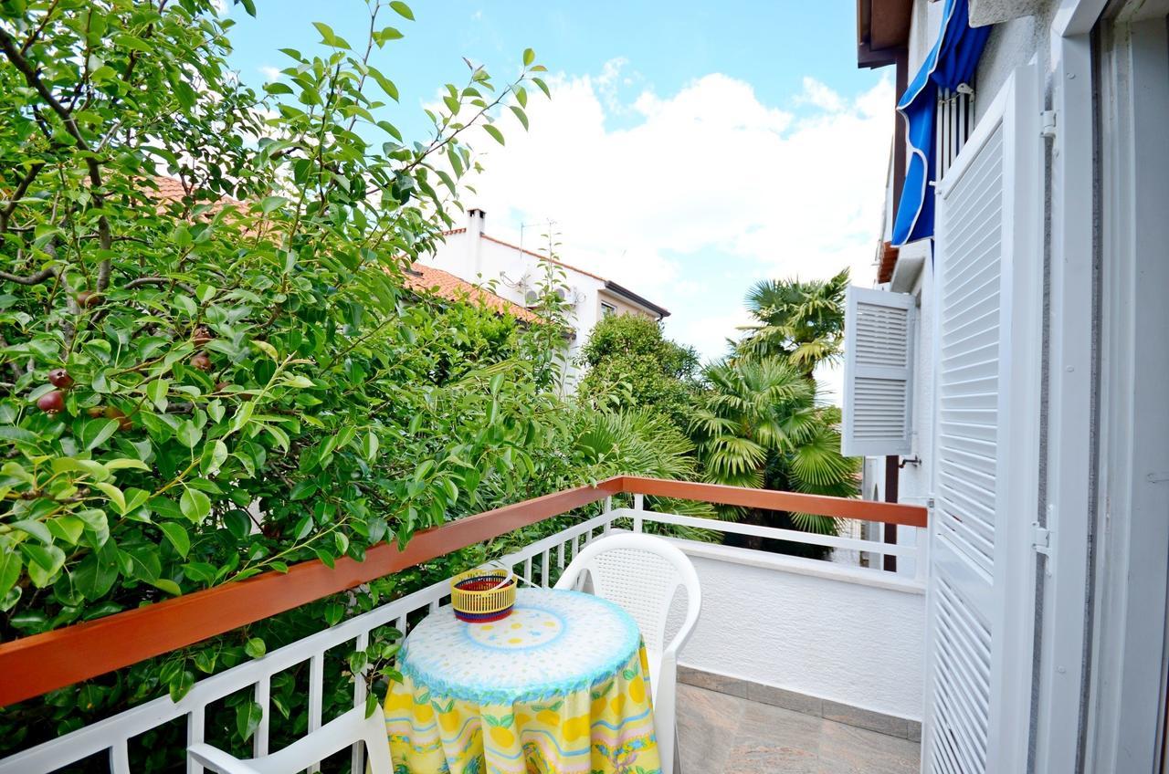 Apartments Dea โปเรช ภายนอก รูปภาพ